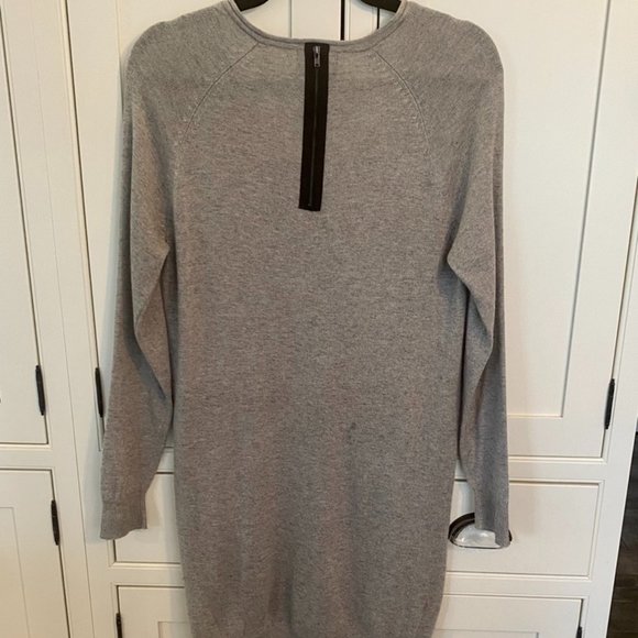 *NOT FOR SALE/SOLD* Anthropologie (Lumiere) V Neck Sweater Dress (Sz S) Grey - Picture 2 of 4